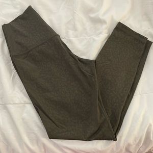 ✨🔥NWOT Born Primitive Leggings XL